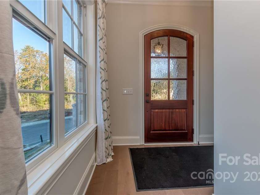313 Audrey Place, Charlotte, NC 28226.  MLS# CAR3694429, YatesRealty ID 445. 