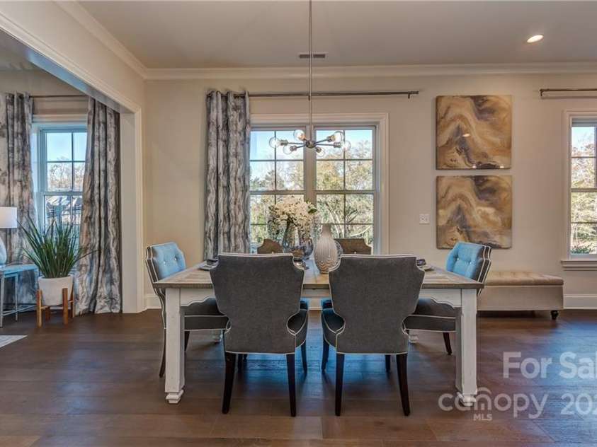 313 Audrey Place, Charlotte, NC 28226.  MLS# CAR3694429, YatesRealty ID 445. 