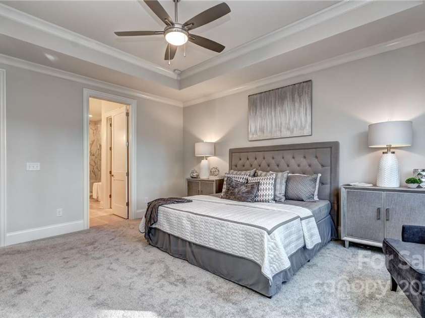313 Audrey Place, Charlotte, NC 28226.  MLS# CAR3694429, YatesRealty ID 445. 