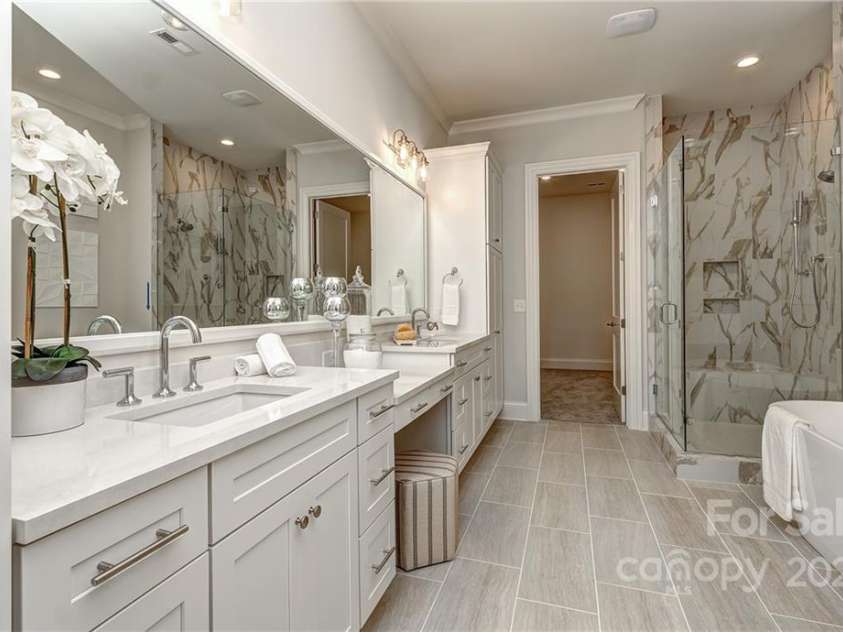 313 Audrey Place, Charlotte, NC 28226.  MLS# CAR3694429, YatesRealty ID 445. 