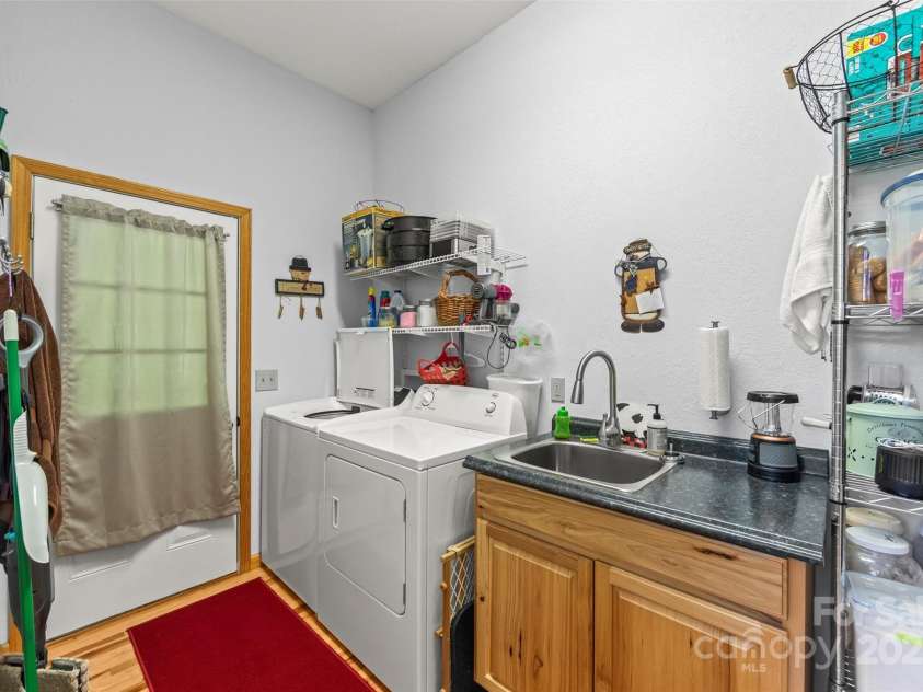 461 Mallard Cove Road, Almond, NC 287032.  MLS# CAR4297324, YatesRealty ID 445. 