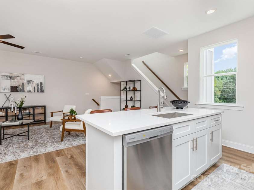 8935 Sharonbrook Drive, Charlotte, NC 28210.  MLS# CAR4243014, YatesRealty ID 4450. 