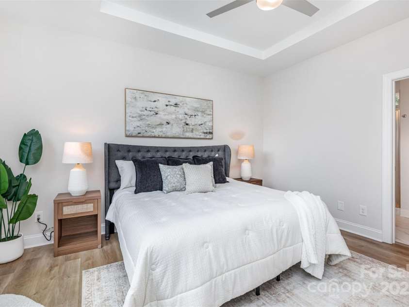 8935 Sharonbrook Drive, Charlotte, NC 28210.  MLS# CAR4243014, YatesRealty ID 4450. 