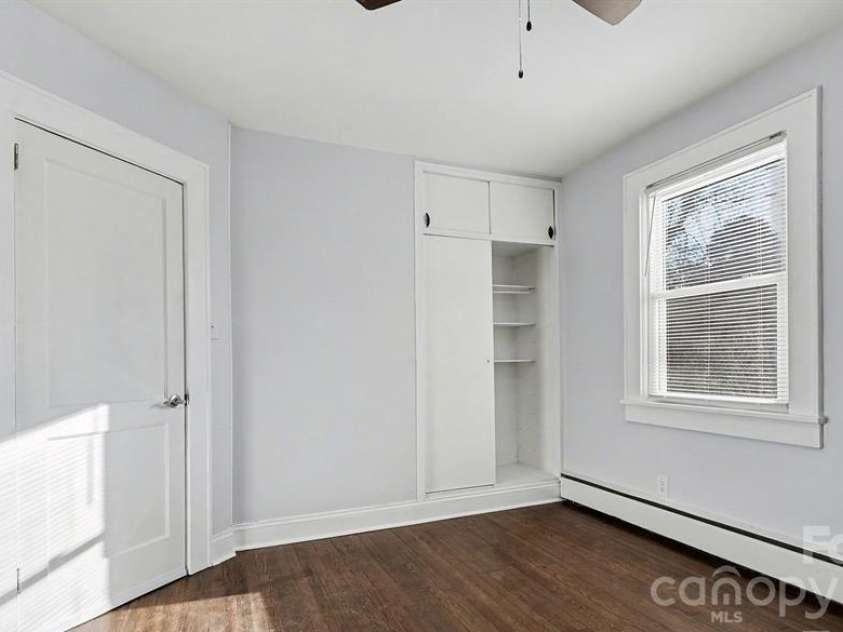 225 Valley View Place, Salisbury, NC 28144.  MLS# CAR4414931, YatesRealty ID 44500. Bdrm 2
