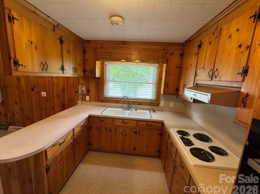 1227 Dogwood Lane, Salisbury, NC 28146.  MLS# CAR4414920, YatesRealty ID 44503. 