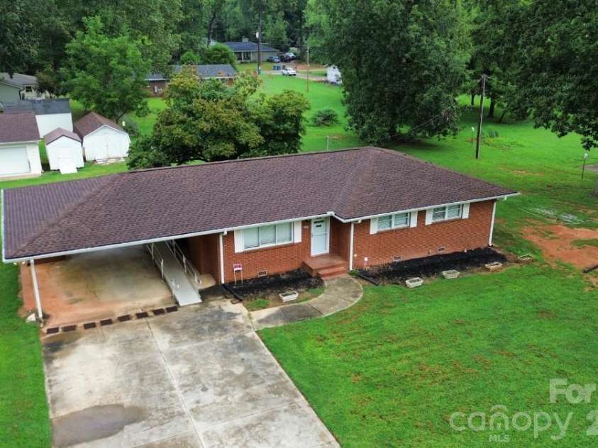 1227 Dogwood Lane, Salisbury, NC 28146.  MLS# CAR4414920, YatesRealty ID 44503. 