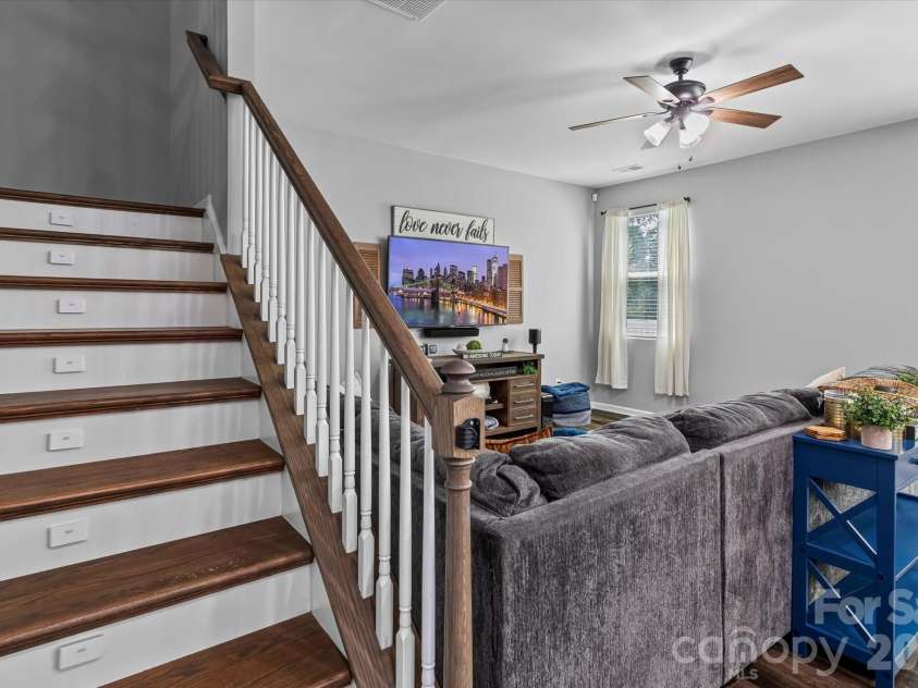 7513 Meridale Forest Drive, Charlotte, NC 28269.  MLS# CAR4414384, YatesRealty ID 44504. Wide Stairway