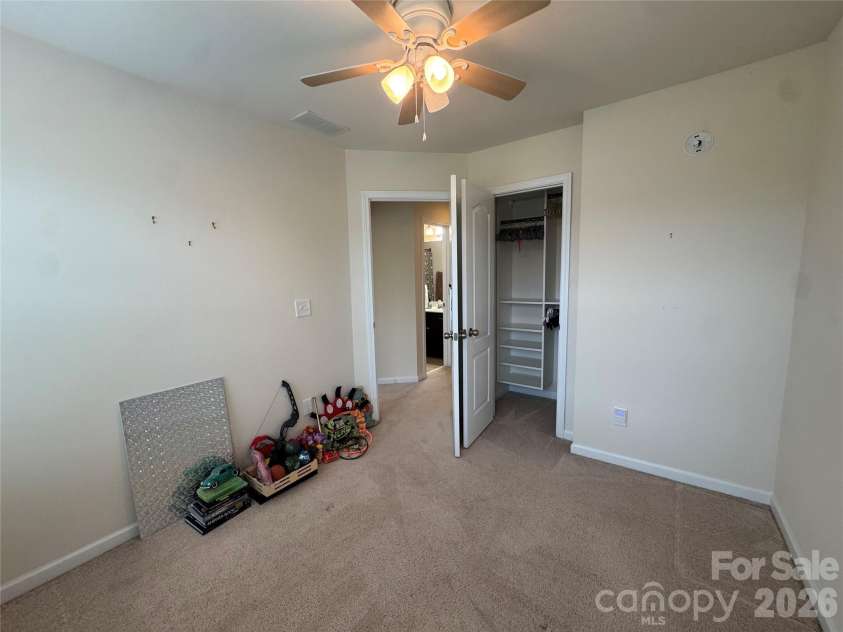 19010 Lake Breeze Drive, Cornelius, NC 28031.  MLS# CAR4414917, YatesRealty ID 44505. 