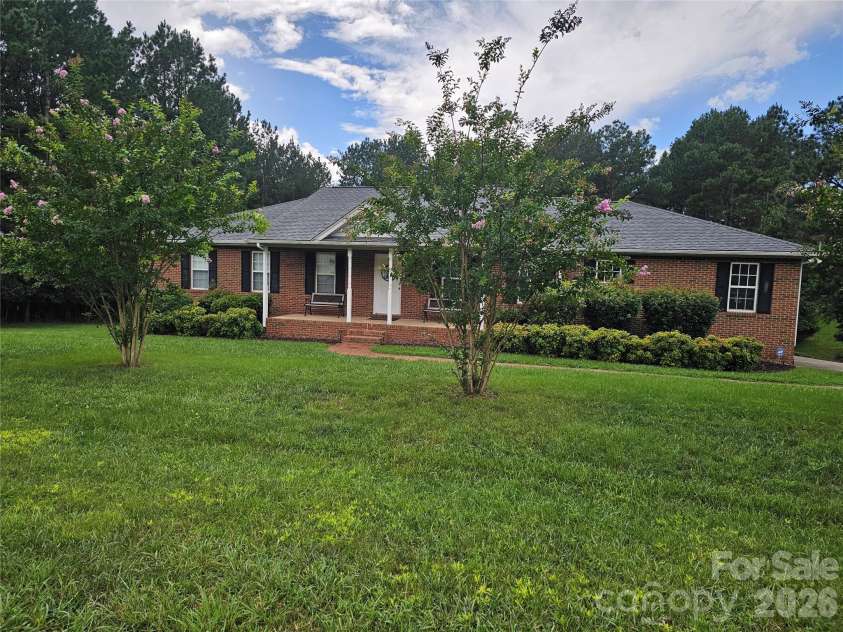 306 Gardner Point Drive, Stoney Point, NC 28678.  MLS# CAR4414686, YatesRealty ID 44506. 