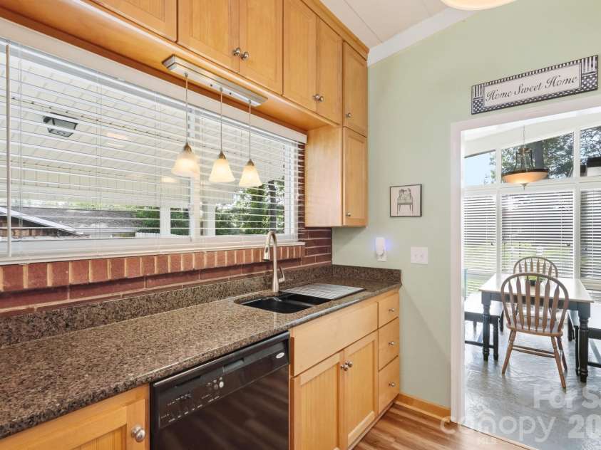 1656 Eastwood Drive, Kannapolis, NC 28083.  MLS# CAR4414753, YatesRealty ID 44507. 