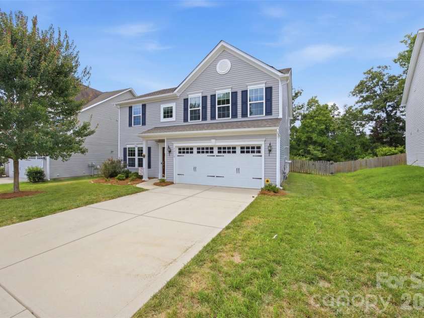 7315 Mill Ruins Avenue, Concord, NC 28025.  MLS# CAR4414365, YatesRealty ID 44508. 