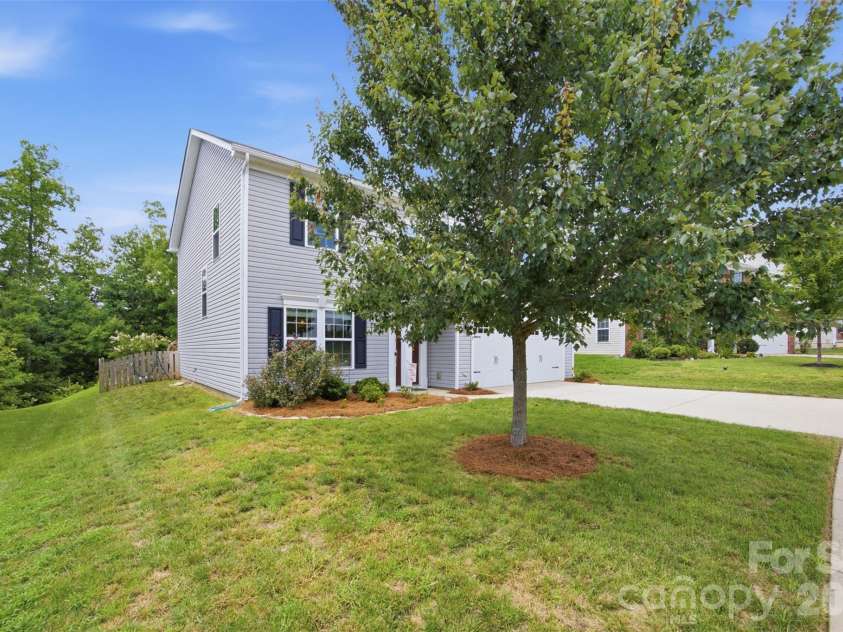 7315 Mill Ruins Avenue, Concord, NC 28025.  MLS# CAR4414365, YatesRealty ID 44508. 