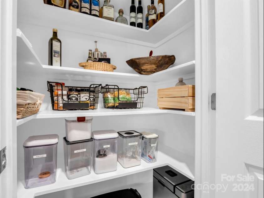 107 Fairforest Drive, Rutherfordton, NC 28139.  MLS# CAR4150872, YatesRealty ID 4451. Custom Pantry