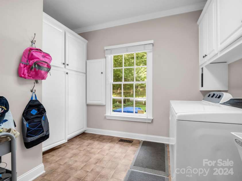 107 Fairforest Drive, Rutherfordton, NC 28139.  MLS# CAR4150872, YatesRealty ID 4451. Laundry Room