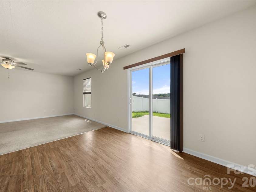 3214 Ellingford Road, Charlotte, NC 28214.  MLS# CAR4414889, YatesRealty ID 44510. 