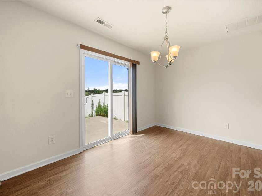 3214 Ellingford Road, Charlotte, NC 28214.  MLS# CAR4414889, YatesRealty ID 44510. 