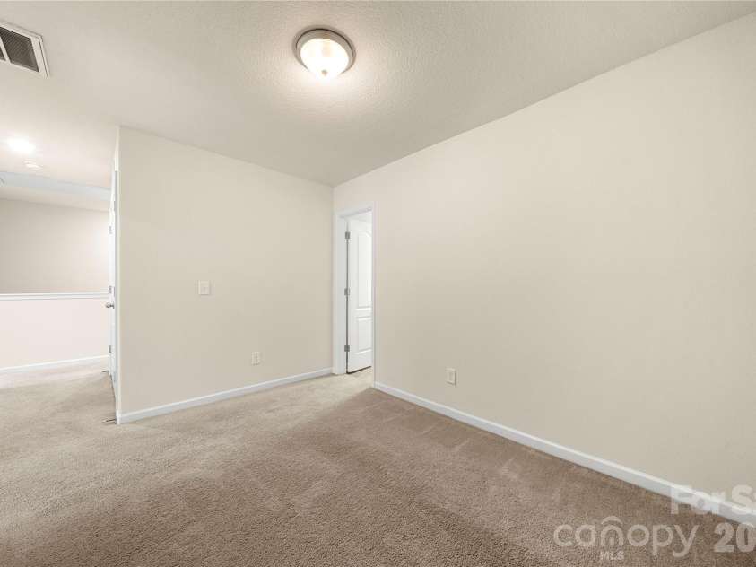 3214 Ellingford Road, Charlotte, NC 28214.  MLS# CAR4414889, YatesRealty ID 44510. 