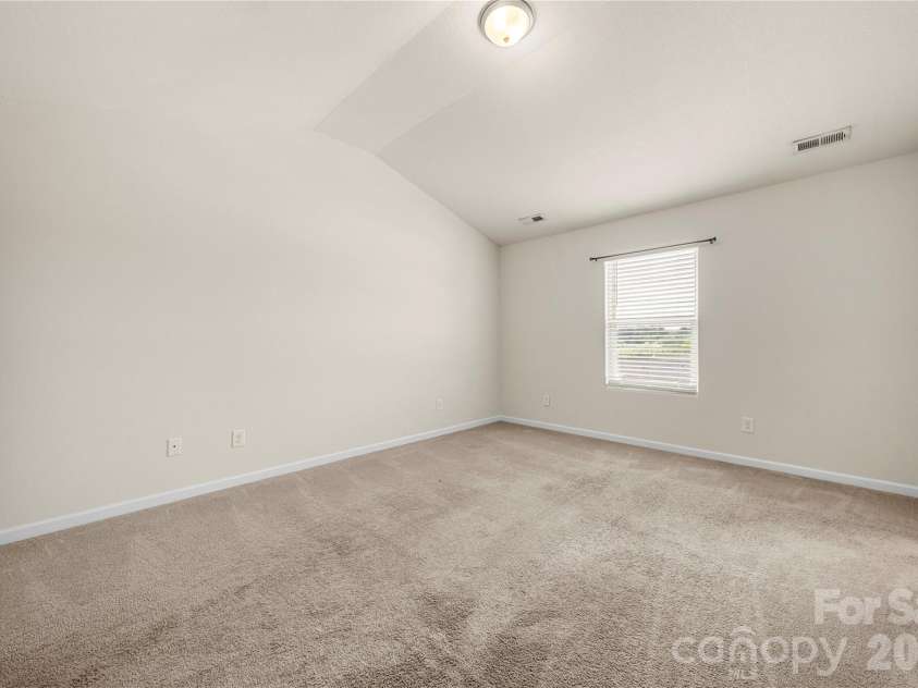 3214 Ellingford Road, Charlotte, NC 28214.  MLS# CAR4414889, YatesRealty ID 44510. 