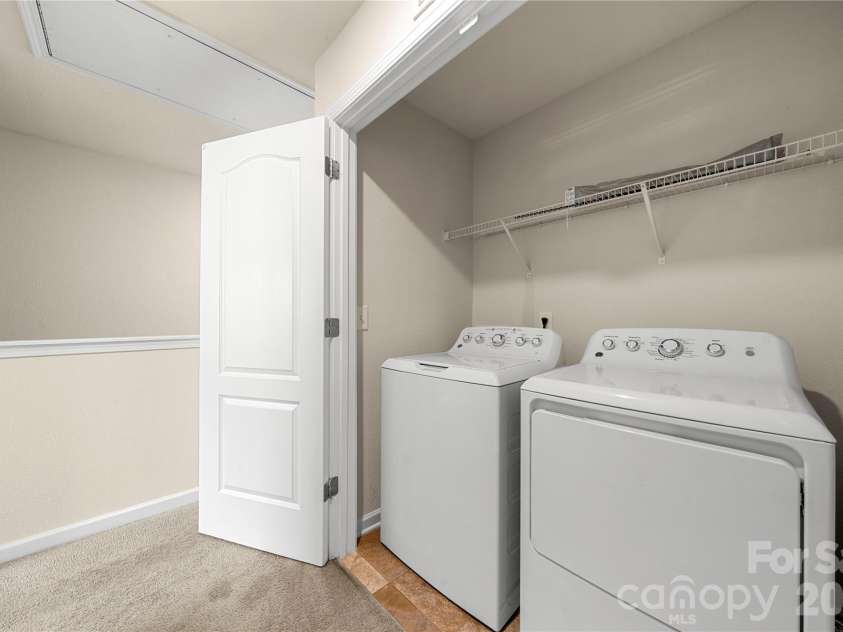 3214 Ellingford Road, Charlotte, NC 28214.  MLS# CAR4414889, YatesRealty ID 44510. 