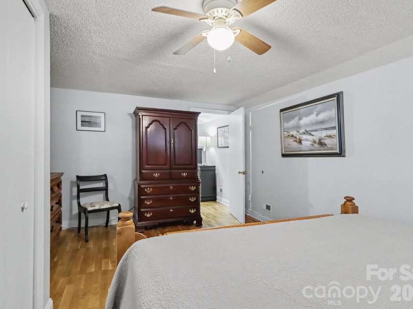 208 Stonemarker Road, Mooresville, NC 28117.  MLS# CAR4414939, YatesRealty ID 44512. 
