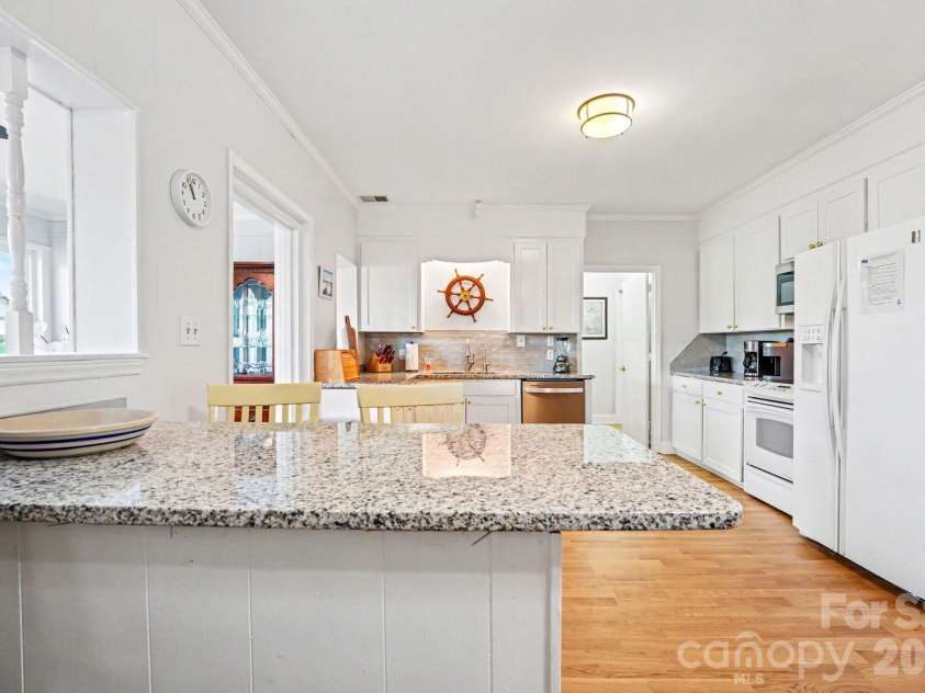 208 Stonemarker Road, Mooresville, NC 28117.  MLS# CAR4414939, YatesRealty ID 44512. 
