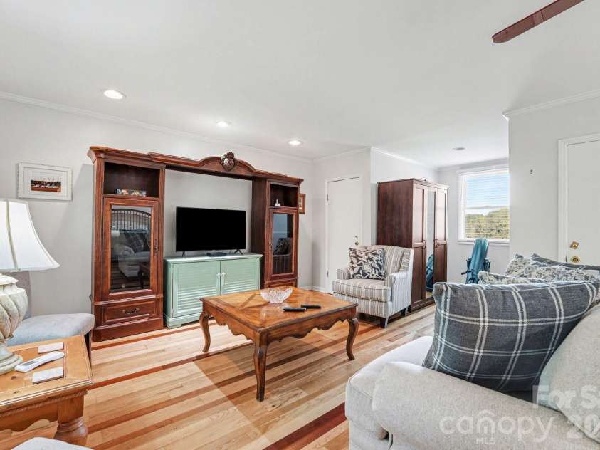208 Stonemarker Road, Mooresville, NC 28117.  MLS# CAR4414939, YatesRealty ID 44512. 
