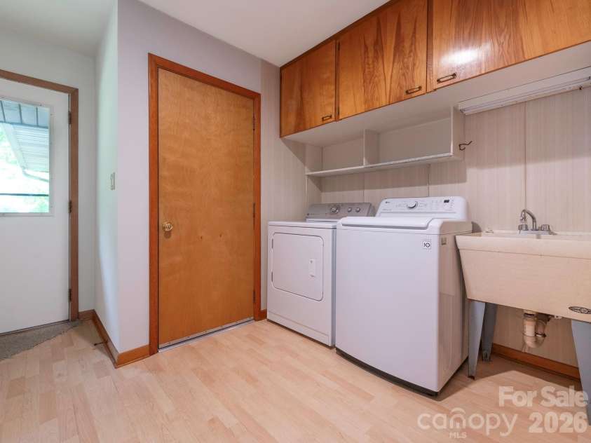 6211 Providence Court, Concord, NC 28027.  MLS# CAR4414034, YatesRealty ID 44513. 