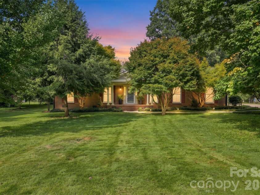 2038 Hempstead Road, Rock Hill, SC 29732.  MLS# CAR4413703, YatesRealty ID 44514. 