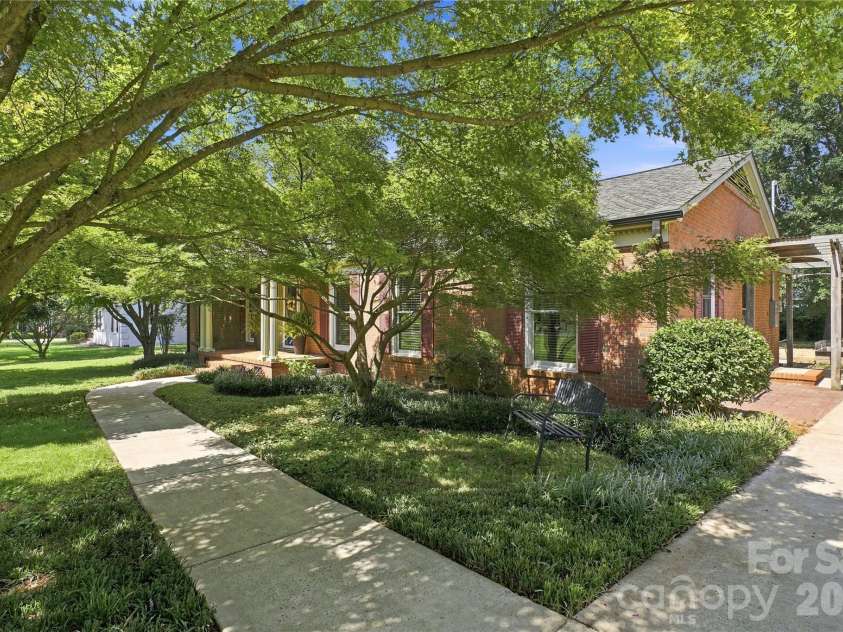 2038 Hempstead Road, Rock Hill, SC 29732.  MLS# CAR4413703, YatesRealty ID 44514. 