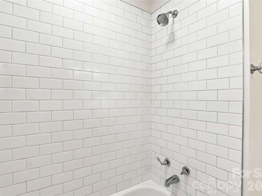 2038 Hempstead Road, Rock Hill, SC 29732.  MLS# CAR4413703, YatesRealty ID 44514. 