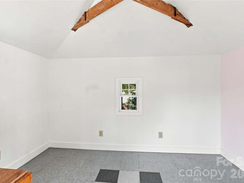 2038 Hempstead Road, Rock Hill, SC 29732.  MLS# CAR4413703, YatesRealty ID 44514. 