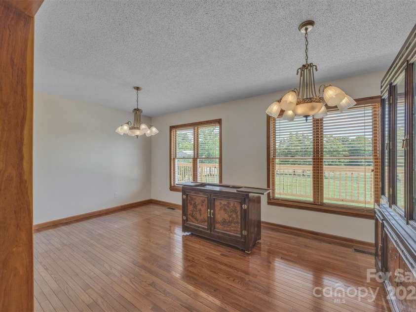 1144 Old Mountain Road, Statesville, NC 28677.  MLS# CAR4284201, YatesRealty ID 44516. 