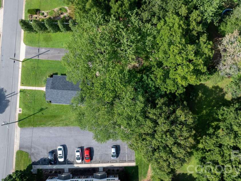 1320 14th Street Drive, Hickory, NC 28601.  MLS# CAR4414927, YatesRealty ID 44518. 