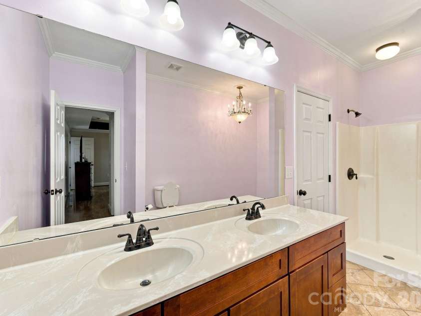 1134 Oakwood Drive, Chester, SC 29706.  MLS# CAR4414941, YatesRealty ID 44519. 