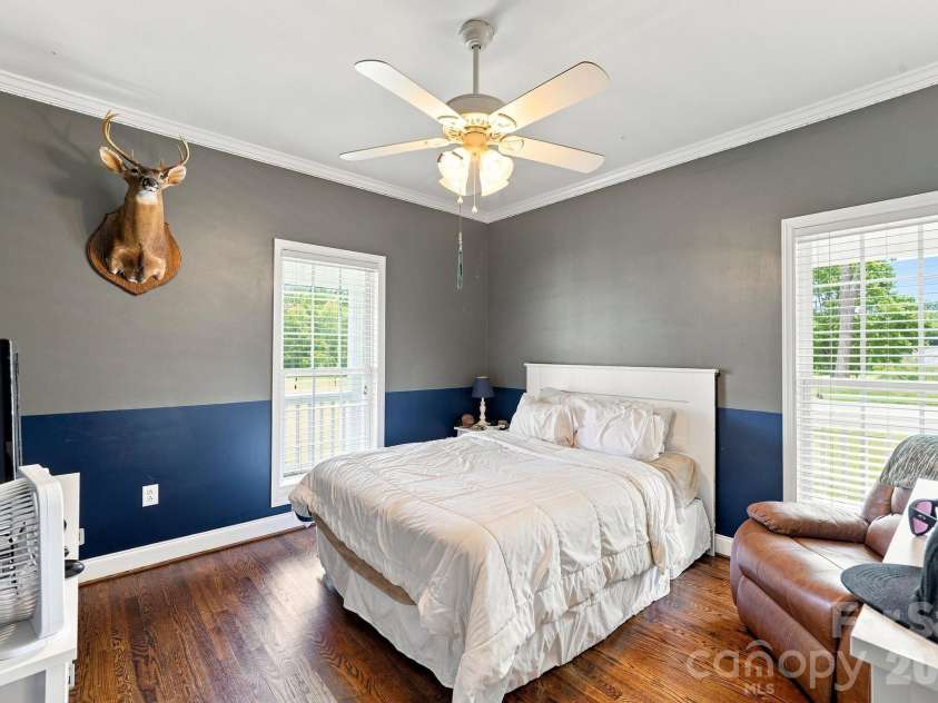1134 Oakwood Drive, Chester, SC 29706.  MLS# CAR4414941, YatesRealty ID 44519. 