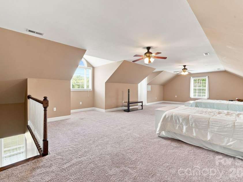 1134 Oakwood Drive, Chester, SC 29706.  MLS# CAR4414941, YatesRealty ID 44519. 