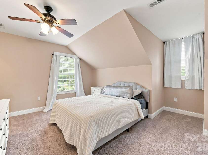 1134 Oakwood Drive, Chester, SC 29706.  MLS# CAR4414941, YatesRealty ID 44519. 