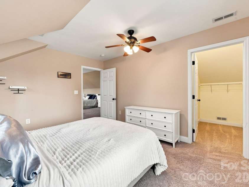1134 Oakwood Drive, Chester, SC 29706.  MLS# CAR4414941, YatesRealty ID 44519. 