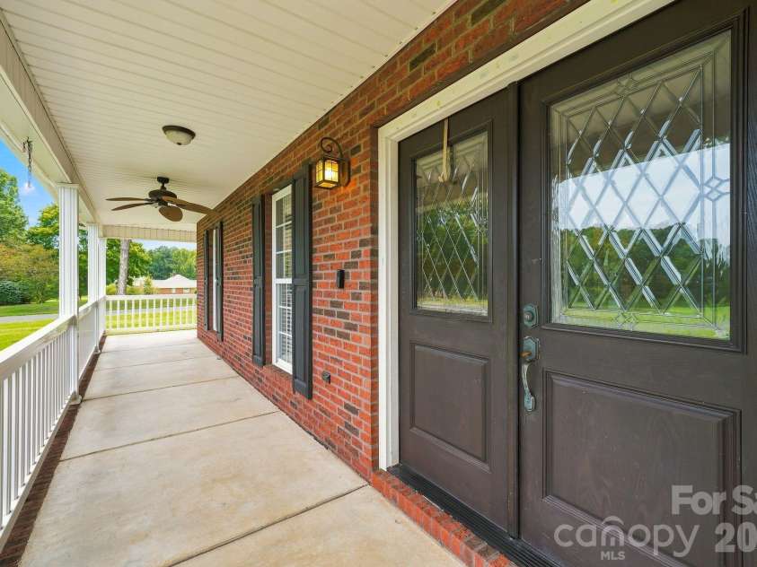 1134 Oakwood Drive, Chester, SC 29706.  MLS# CAR4414941, YatesRealty ID 44519. 
