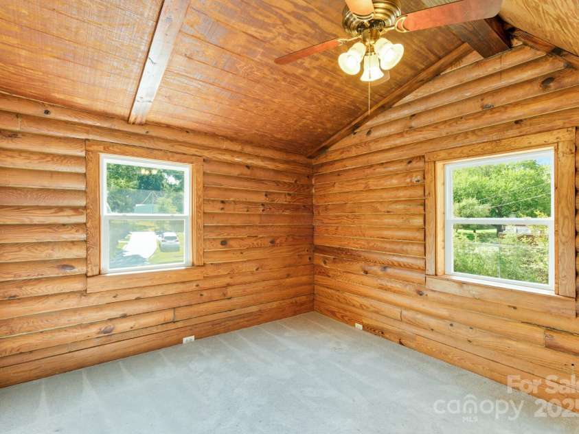 119 Yates Street, Dallas, NC 28034.  MLS# CAR4299567, YatesRealty ID 4452. 