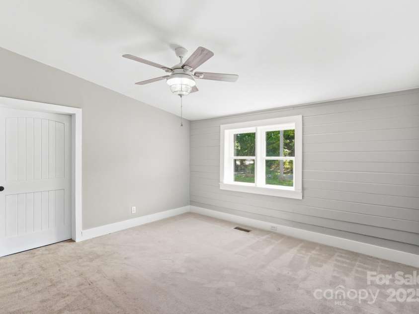 119 Yates Street, Dallas, NC 28034.  MLS# CAR4299567, YatesRealty ID 4452. 