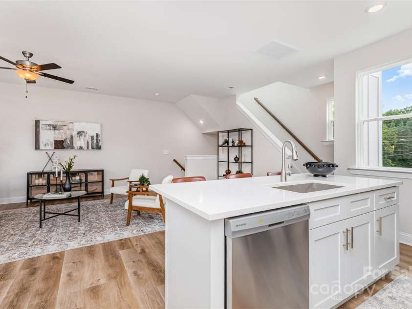 8931 Sharonbrook Drive, Charlotte, NC 28210.  MLS# CAR4243012, YatesRealty ID 4452. 