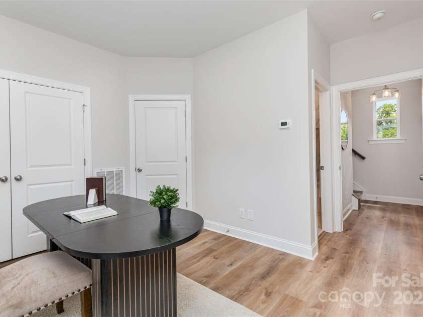 8931 Sharonbrook Drive, Charlotte, NC 28210.  MLS# CAR4243012, YatesRealty ID 4452. 