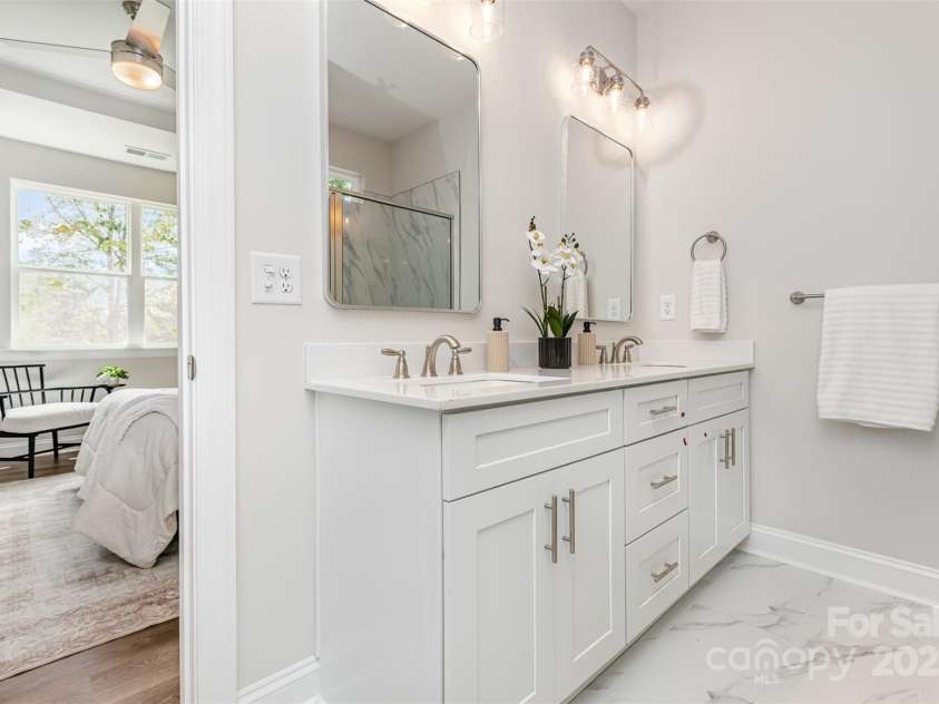 8931 Sharonbrook Drive, Charlotte, NC 28210.  MLS# CAR4243012, YatesRealty ID 4452. 