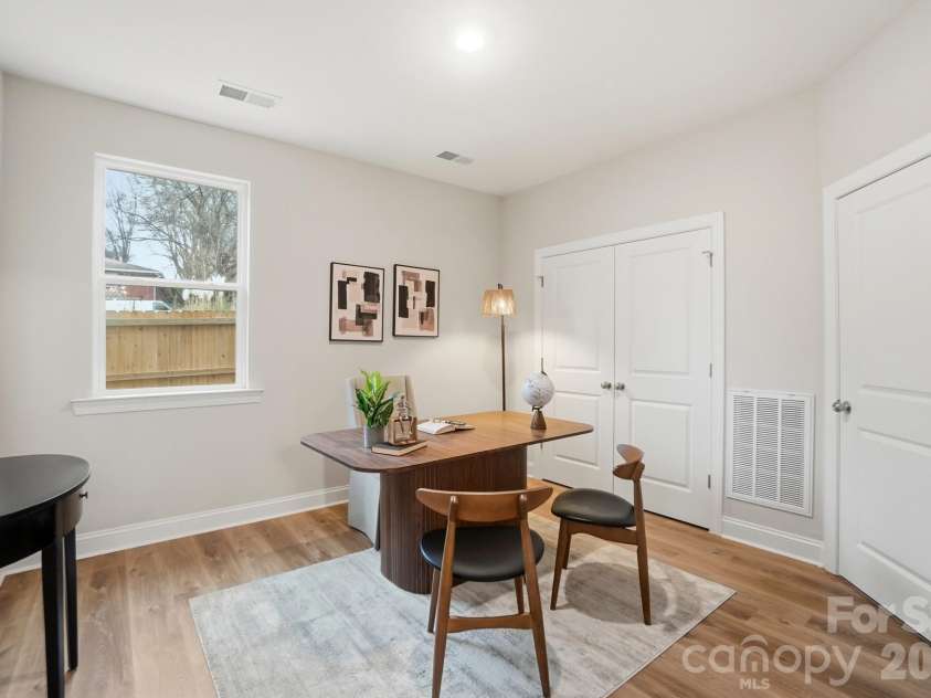 8931 Sharonbrook Drive, Charlotte, NC 28210.  MLS# CAR4326226, YatesRealty ID 4452. 