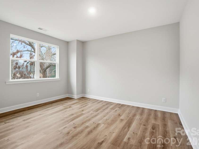 8931 Sharonbrook Drive, Charlotte, NC 28210.  MLS# CAR4326226, YatesRealty ID 4452. 