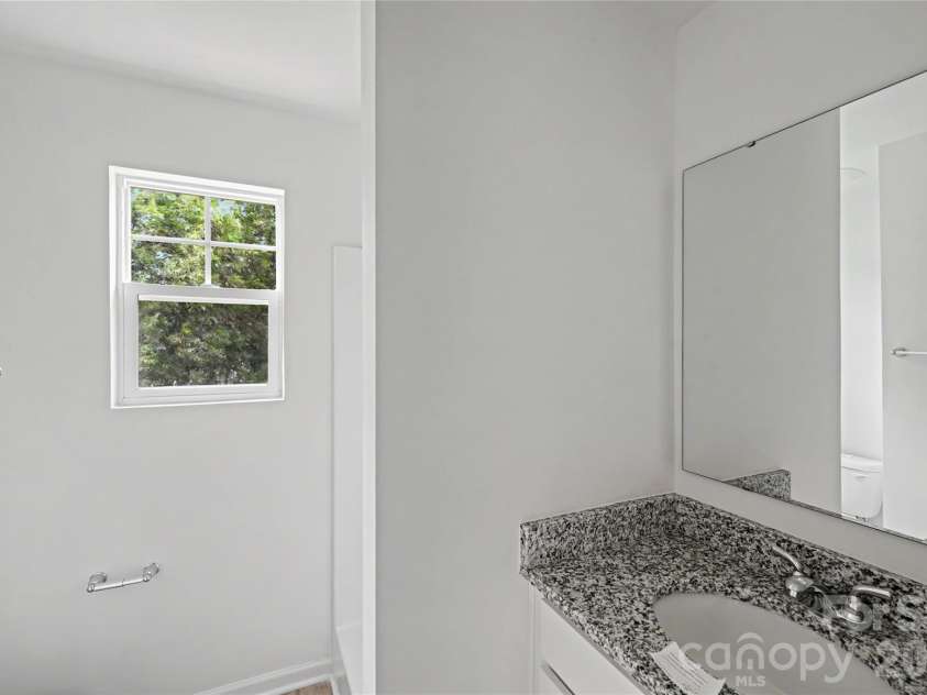 211 8th Avenue, Gastonia, NC 28054.  MLS# CAR4414650, YatesRealty ID 44520. 