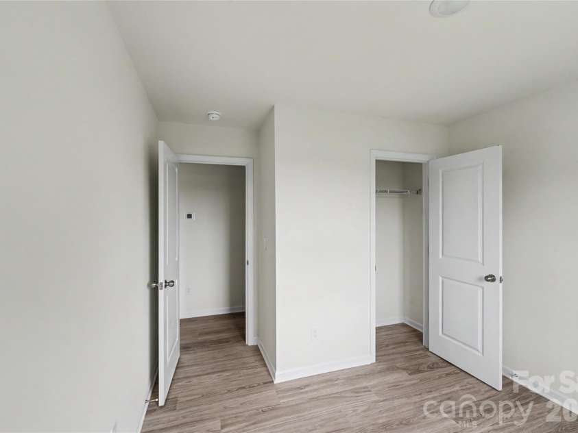 211 8th Avenue, Gastonia, NC 28054.  MLS# CAR4414650, YatesRealty ID 44520. 