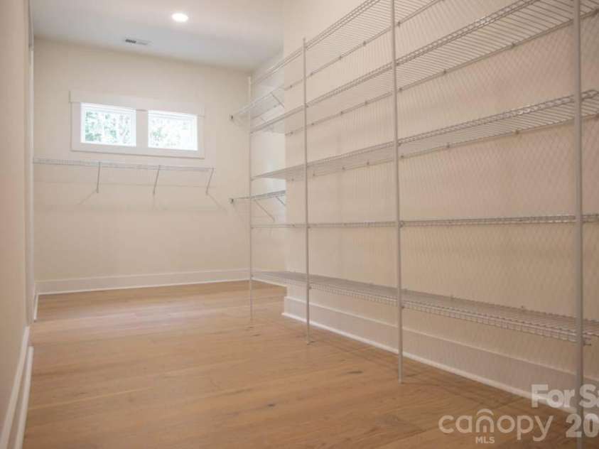 320 Laurel Crest Drive, Kannapolis, NC 28081.  MLS# CAR4413631, YatesRealty ID 44521. 