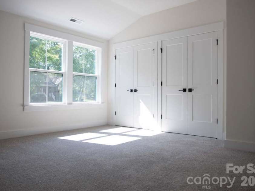 320 Laurel Crest Drive, Kannapolis, NC 28081.  MLS# CAR4413631, YatesRealty ID 44521. 